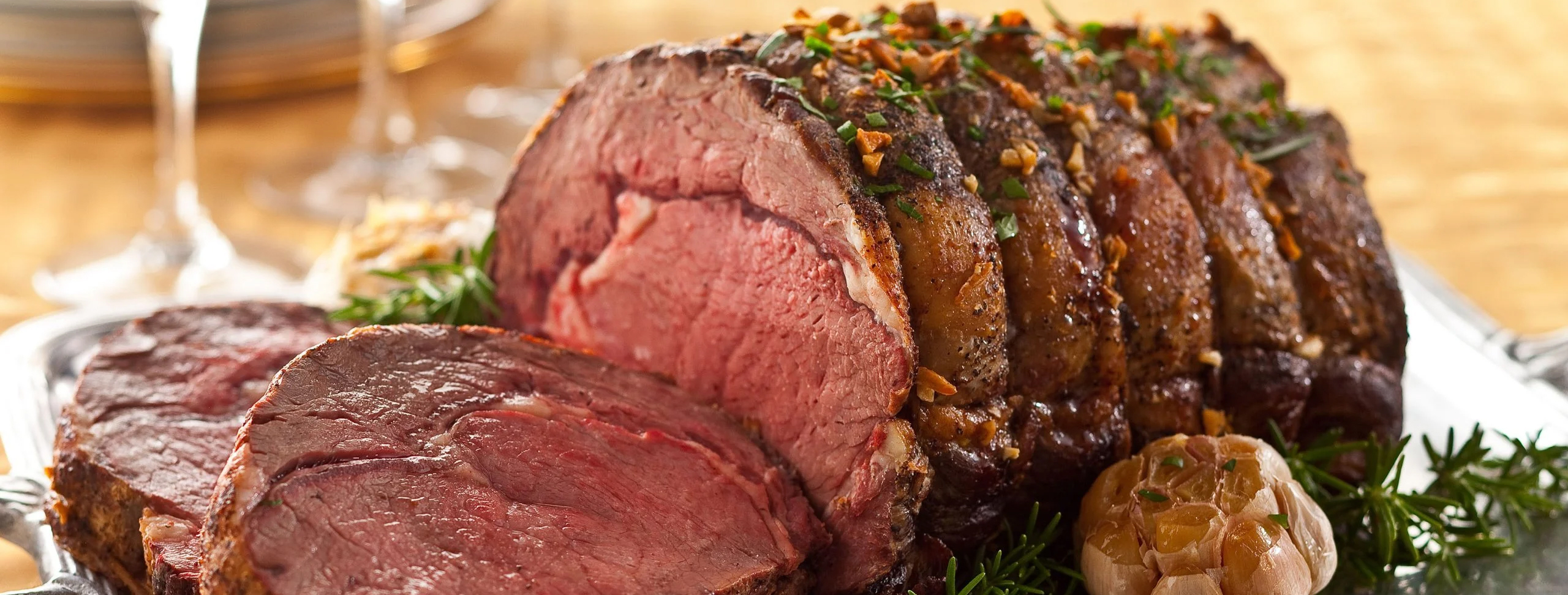 Roasted-Rib-Fillet Dining